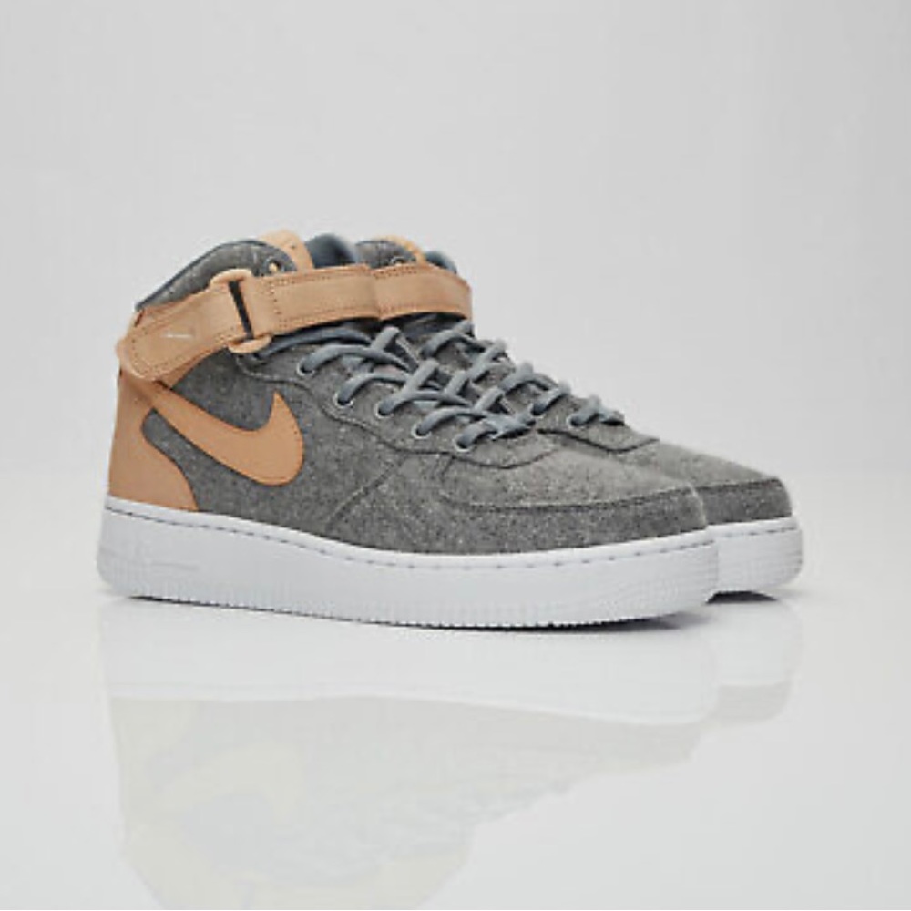 Nike Air Force 1 07 Mid Leather Premium 857666-001 Women Size 11.5US